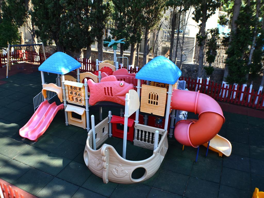 Poros Town Kamares Apartments Εε المظهر الخارجي الصورة