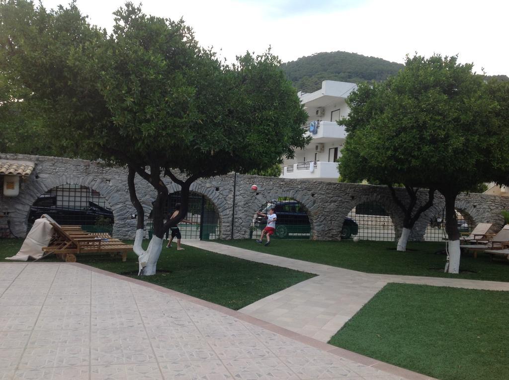 Poros Town Kamares Apartments Εε المظهر الخارجي الصورة