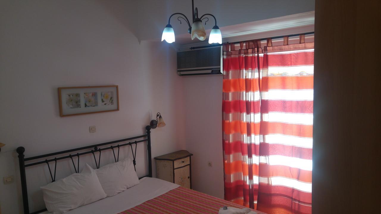 Poros Town Kamares Apartments Εε المظهر الخارجي الصورة